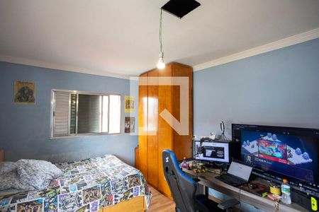 Casa à venda com 212m², 4 quartos e 3 vagasQuarto 2