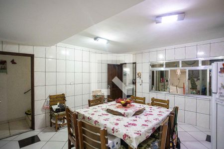 Casa à venda com 212m², 4 quartos e 3 vagasSala 3