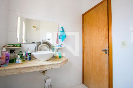 Casa à venda com 300m², 3 quartos e 3 vagas Casa à venda com 300m², 3 quartos e 3 vagasBanheiro do quarto 1