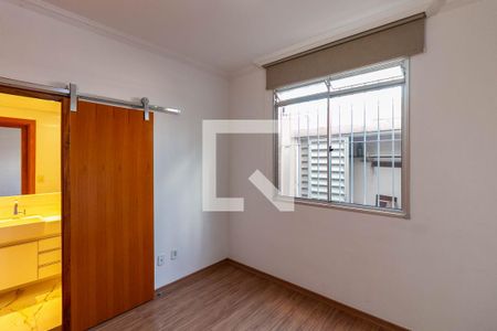 Apartamento à venda com 180m², 3 quartos e 2 vagasQuarto 3