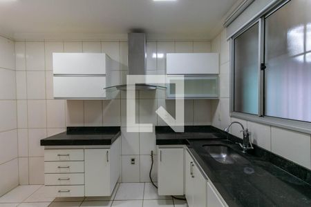 Apartamento à venda com 180m², 3 quartos e 2 vagasCozinha