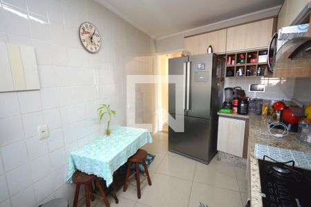 Casa à venda com 400m², 3 quartos e 3 vagasCozinha
