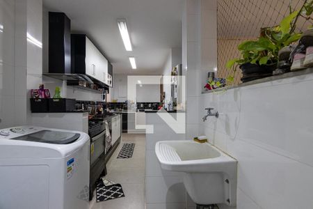 Apartamento à venda com 147m², 3 quartos e 2 vagasÁrea de Serviço