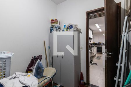 Apartamento à venda com 147m², 3 quartos e 2 vagasQuarto de Serviço