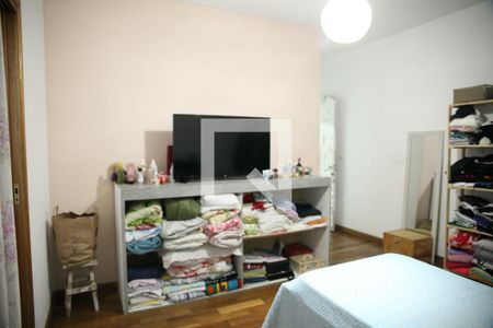 Casa à venda com 300m², 5 quartos e 2 vagasSuíte