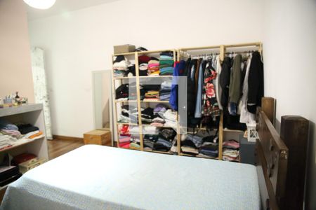 Casa à venda com 300m², 5 quartos e 2 vagasSuíte