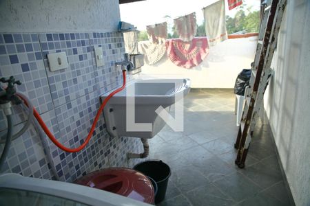 Casa à venda com 300m², 5 quartos e 2 vagasEdícula