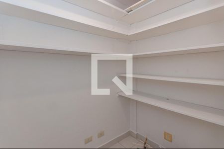 Apartamento à venda com 67m², 2 quartos e sem vaga Apartamento à venda com 67m², 2 quartos e sem vagaQuarto de Serviço