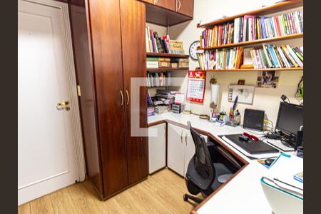 Apartamento à venda com 150m², 4 quartos e 1 vaga Apartamento à venda com 150m², 4 quartos e 1 vagaQuarto 3