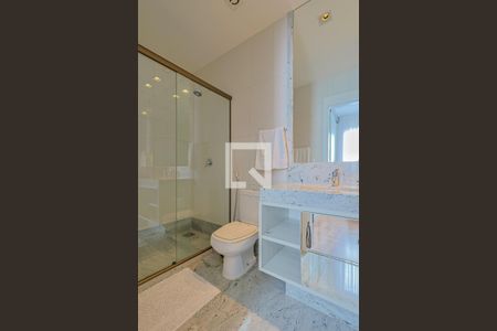 Apartamento à venda com 278m², 4 quartos e 4 vagasBanheiro da Suíte 3