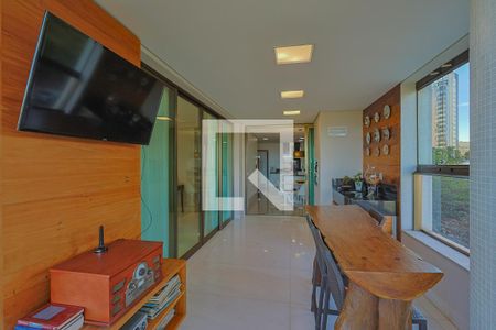 Apartamento à venda com 278m², 4 quartos e 4 vagasVaranda da Sala