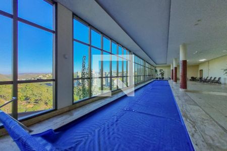 Apartamento à venda com 278m², 4 quartos e 4 vagasÁrea comum - Piscina