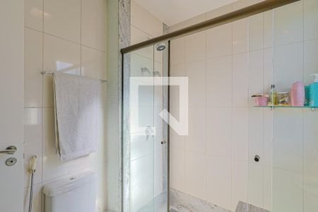 Apartamento à venda com 278m², 4 quartos e 4 vagasBanheiro da Suíte 4