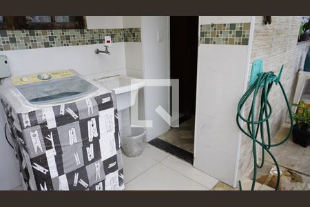Casa de condomínio à venda com 150m², 3 quartos e 1 vagaLavanderia