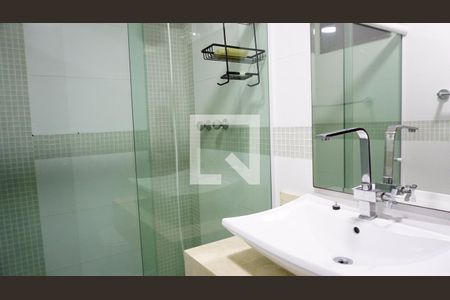 Casa de condomínio à venda com 150m², 3 quartos e 1 vagaBanheiro Social