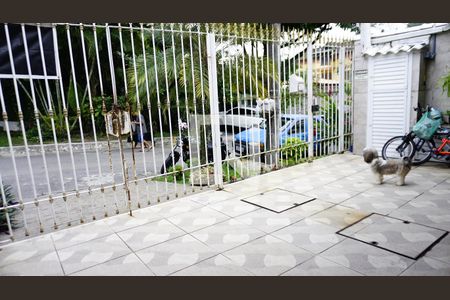 Casa de condomínio à venda com 150m², 3 quartos e 1 vagaGaragem