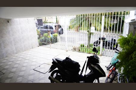 Casa de condomínio à venda com 150m², 3 quartos e 1 vagaGaragem