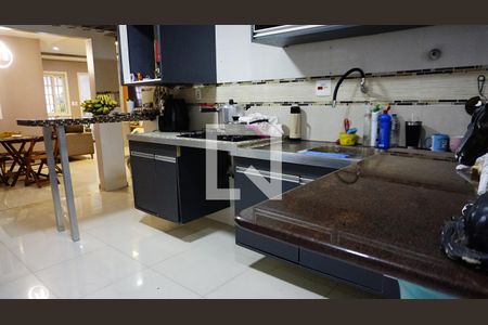 Casa de condomínio à venda com 150m², 3 quartos e 1 vagaCozinha