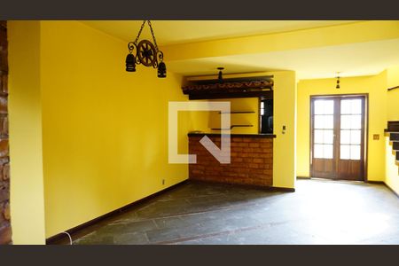 Sala de casa de condomínio para alugar com 3 quartos, 280m² em Freguesia (jacarepaguá), Rio de Janeiro