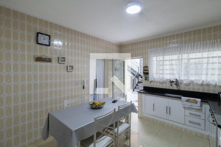 Casa para alugar com 230m², 2 quartos e 3 vagasCozinha