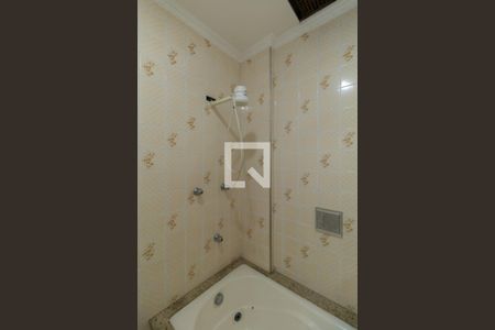 Casa para alugar com 230m², 2 quartos e 3 vagasBanheiro