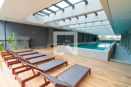 Apartamento à venda com 57m², 2 quartos e 1 vaga Apartamento à venda com 57m², 2 quartos e 1 vagaÁrea comum - Piscina