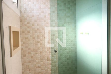 Casa à venda com 480m², 4 quartos e 4 vagasBanheiro da Suíte 2