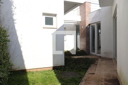 Casa à venda com 480m², 4 quartos e 4 vagasÁrea Externa