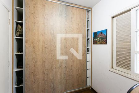 Casa à venda com 225m², 3 quartos e 2 vagasQuarto 2