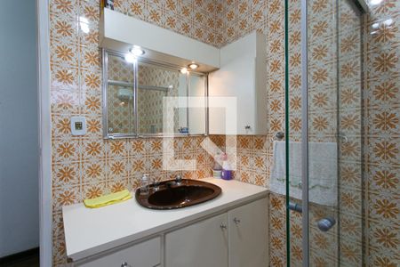 Casa à venda com 225m², 3 quartos e 2 vagasBanheiro do Corredor