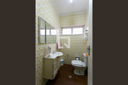 Casa à venda com 225m², 3 quartos e 2 vagasLavabo