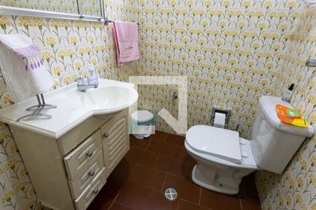 Casa à venda com 225m², 3 quartos e 2 vagasLavabo