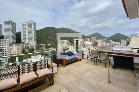 Apartamento à venda com 280m², 3 quartos e 2 vagas Apartamento à venda com 280m², 3 quartos e 2 vagas2º piso