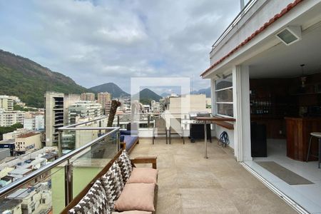 Apartamento à venda com 280m², 3 quartos e 2 vagas Apartamento à venda com 280m², 3 quartos e 2 vagas2º piso