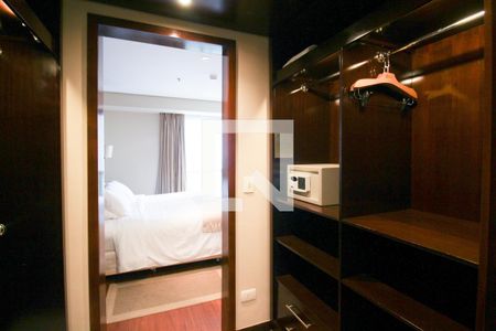 Apartamento à venda com 60m², 1 quarto e 1 vaga Apartamento à venda com 60m², 1 quarto e 1 vagaCloset da Suíte