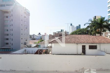 Apartamento à venda com 185m², 4 quartos e 2 vagas Apartamento à venda com 185m², 4 quartos e 2 vagasVista do Quarto 2