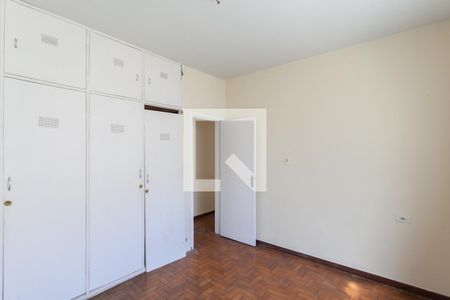 Casa à venda com 216m², 4 quartos e 2 vagasQuarto 3