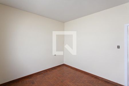 Casa à venda com 216m², 4 quartos e 2 vagasSuíte 1