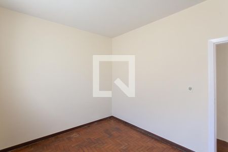 Casa à venda com 216m², 4 quartos e 2 vagasQuarto 2