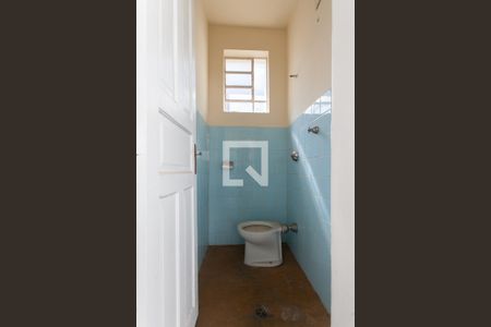 Casa à venda com 216m², 4 quartos e 2 vagasBanheiro de Serviço