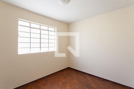 Casa à venda com 216m², 4 quartos e 2 vagasQuarto 2