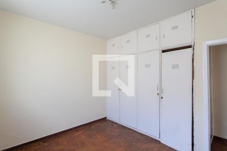 Casa à venda com 216m², 4 quartos e 2 vagasQuarto 3