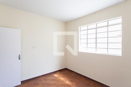 Casa à venda com 216m², 4 quartos e 2 vagasQuarto 3