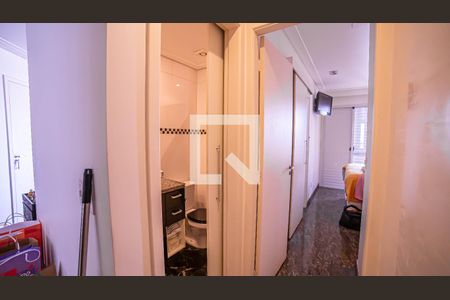 Apartamento à venda com 82m², 3 quartos e 2 vagasCorredor