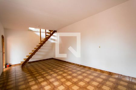 Casa à venda com 300m², 3 quartos e 5 vagas Casa à venda com 300m², 3 quartos e 5 vagasÁrea comum