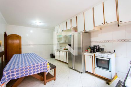 Casa à venda com 300m², 3 quartos e 5 vagas Casa à venda com 300m², 3 quartos e 5 vagasCozinha