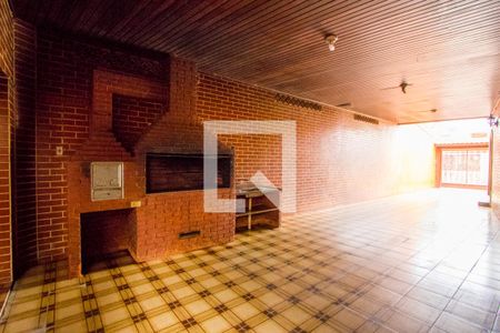 Casa à venda com 300m², 3 quartos e 5 vagas Casa à venda com 300m², 3 quartos e 5 vagasGaragem