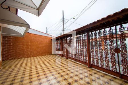 Casa à venda com 300m², 3 quartos e 5 vagas Casa à venda com 300m², 3 quartos e 5 vagasÁrea externa