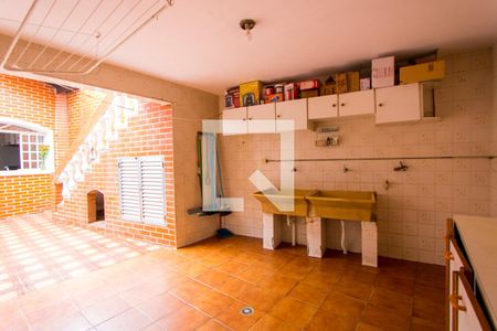 Casa à venda com 300m², 3 quartos e 5 vagas Casa à venda com 300m², 3 quartos e 5 vagasÁrea de serviço