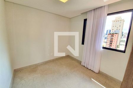 Apartamento à venda com 202m², 3 quartos e 3 vagas Apartamento à venda com 202m², 3 quartos e 3 vagasQuarto